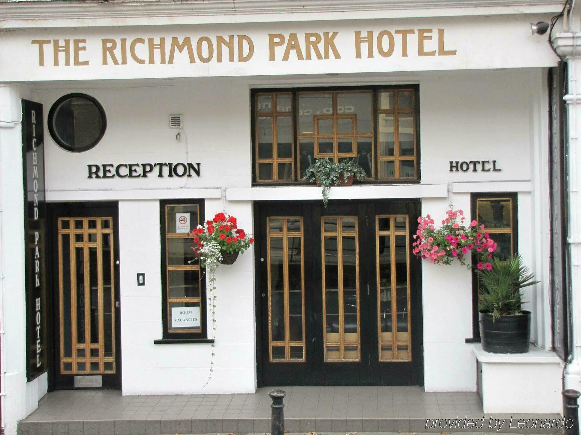 Richmond Park Hotel Экстерьер фото